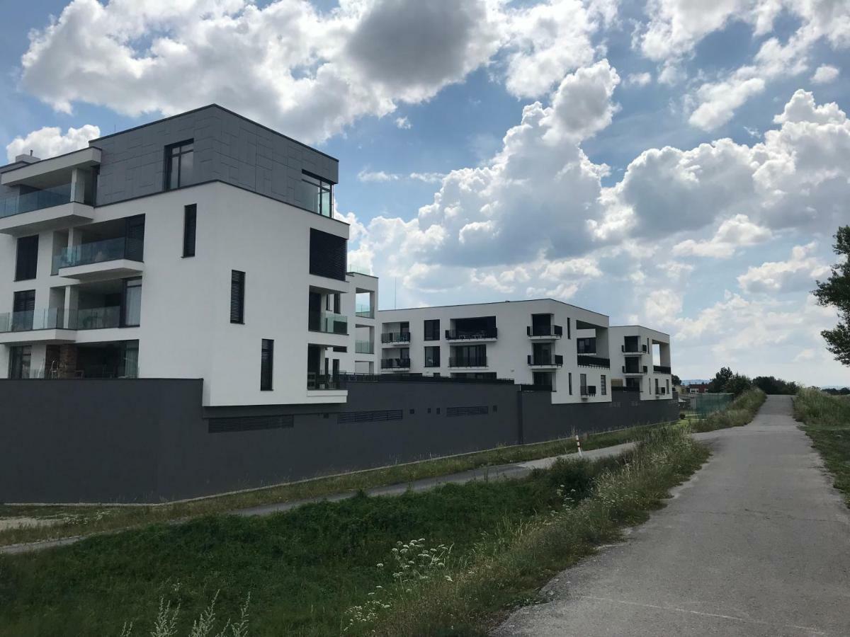 Greenbay Golf Apartments Trenčín エクステリア 写真