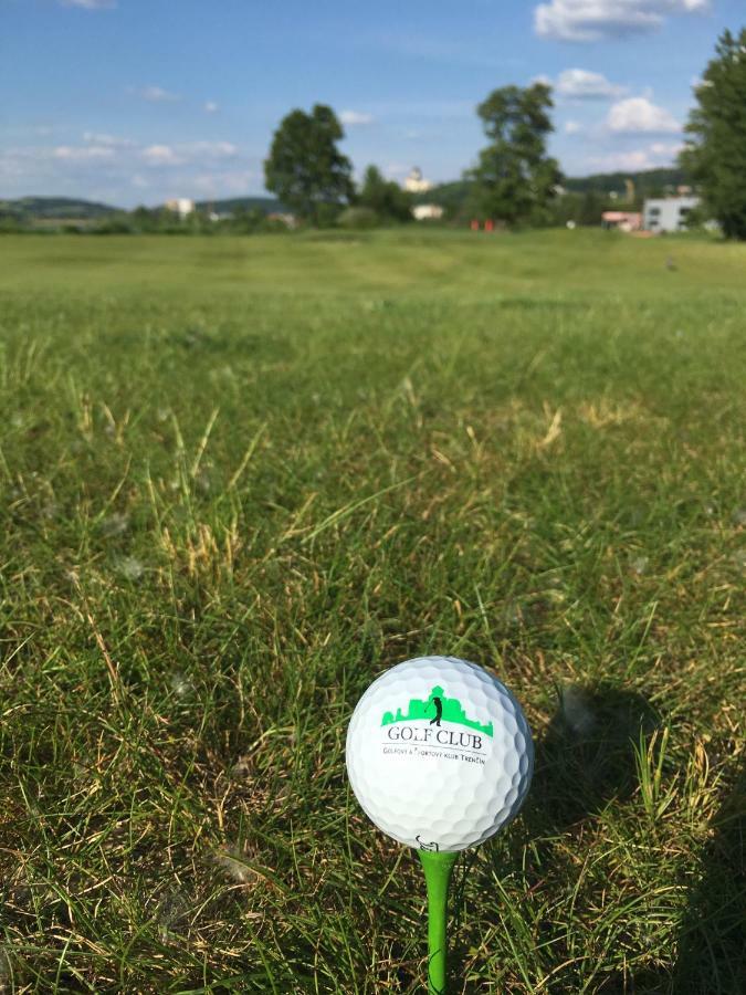 Greenbay Golf Apartments Trenčín エクステリア 写真